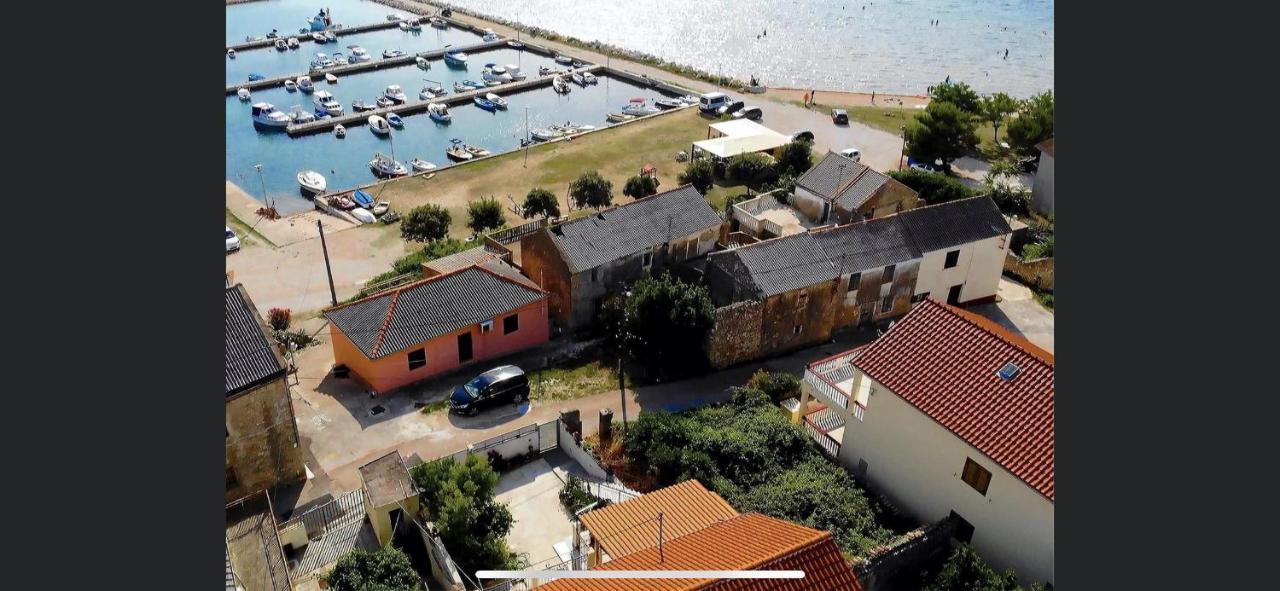 App 4 - 6 Persons Direct On The Seaside, 1St Floor Apartman Ljubač Kültér fotó
